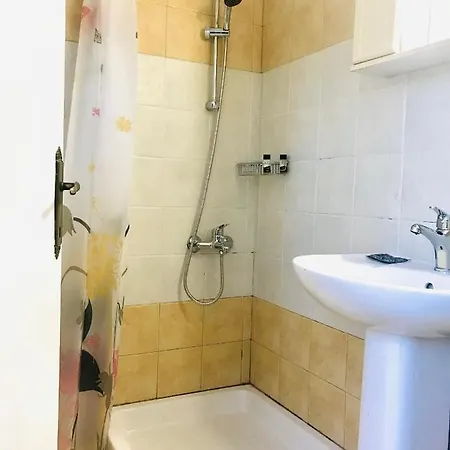 Гостевой дом In - Banos And Swimming Pool *